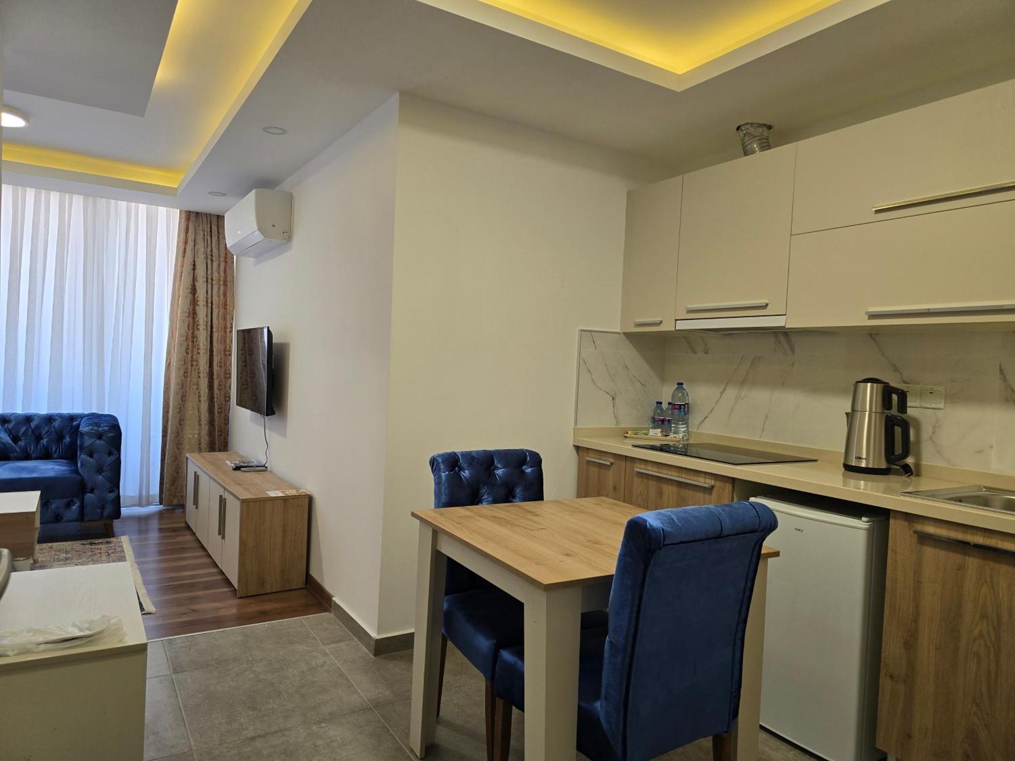 Nurel Shark Residence Kyrenia  Exterior foto