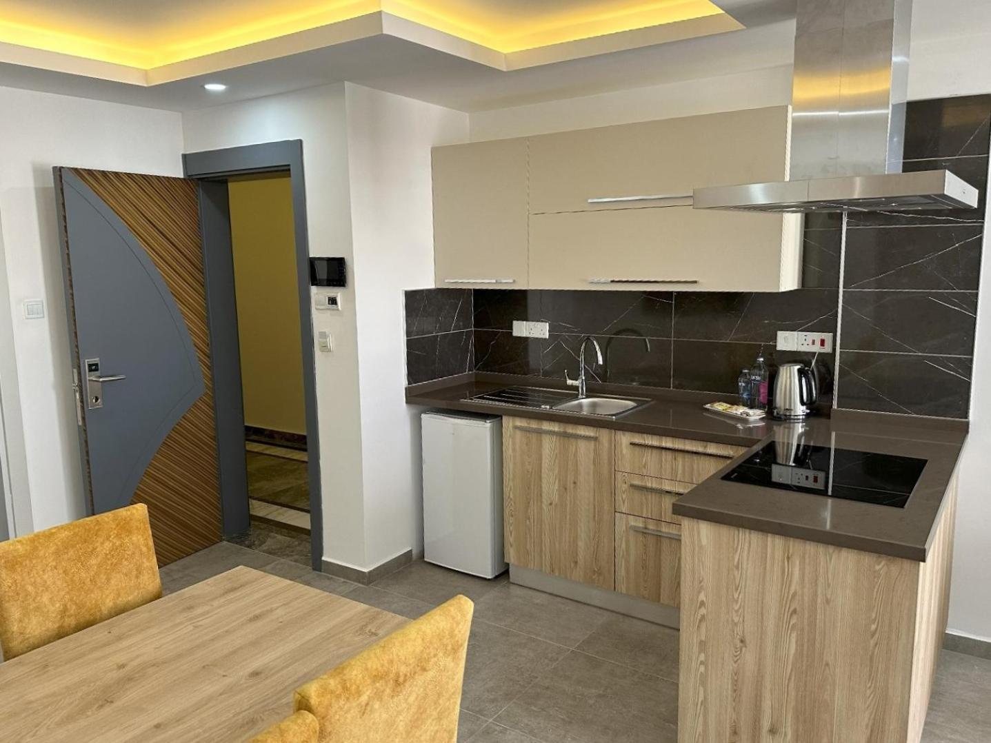 Nurel Shark Residence Kyrenia  Exterior foto