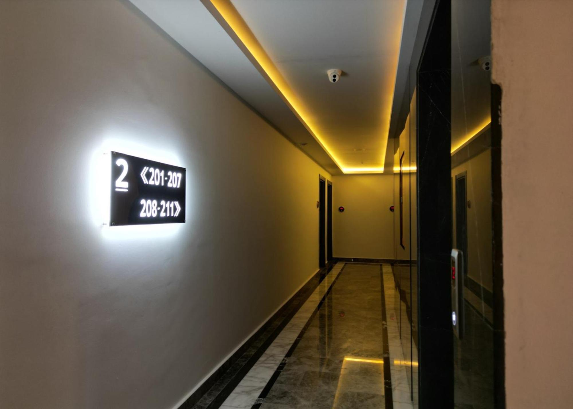 Nurel Shark Residence Kyrenia  Exterior foto
